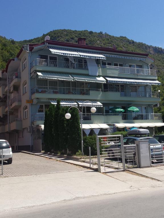 Gjole Apartments Lagadin Zimmer foto
